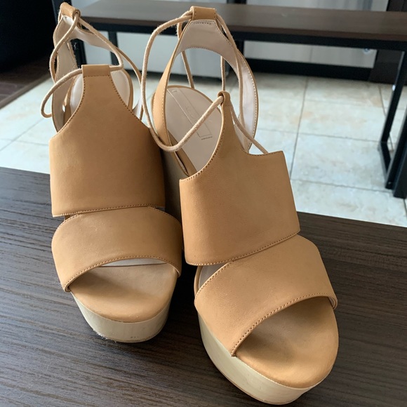 Tan wedges. Worn only once. Size 8.5 - Picture 2 of 5